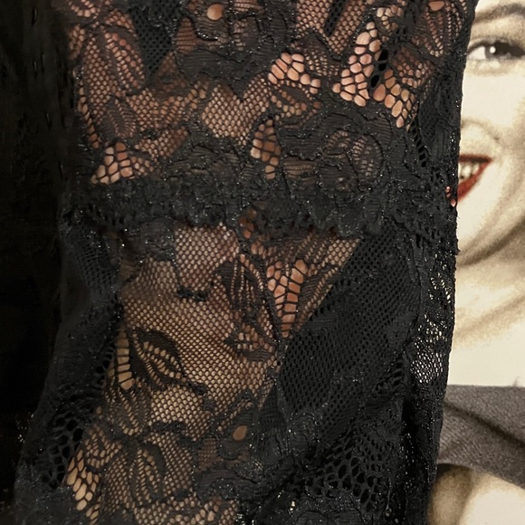 Revamped Black Lace Longline Bralette - Picture 5 of 5